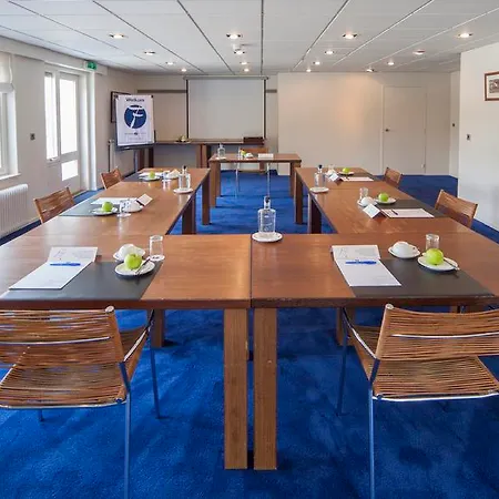 Fletcher Boutique De Mallejan