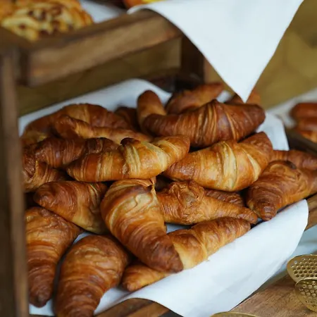 Fletcher Boutique De Mallejan