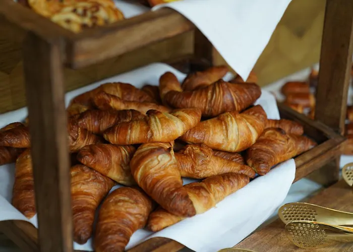 Fletcher Boutique De Mallejan